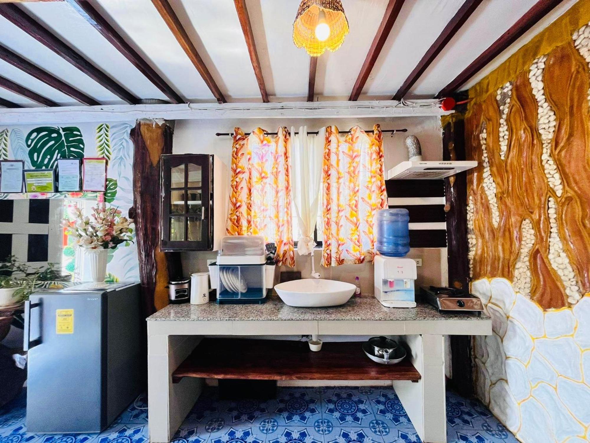 Precious Homestay-Family Room Burgos  المظهر الخارجي الصورة